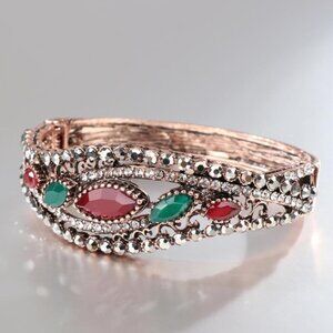 Retro Antique Gold Color Hollow Flower Crystal Women Bracelet